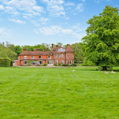Snoddington Manor