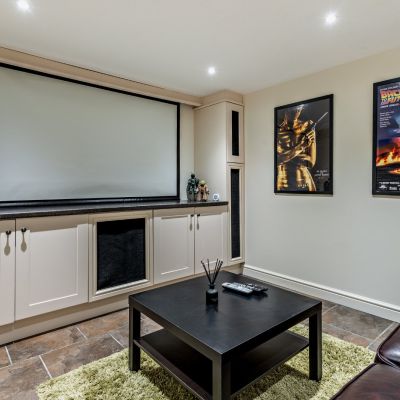Coach Sitting Area