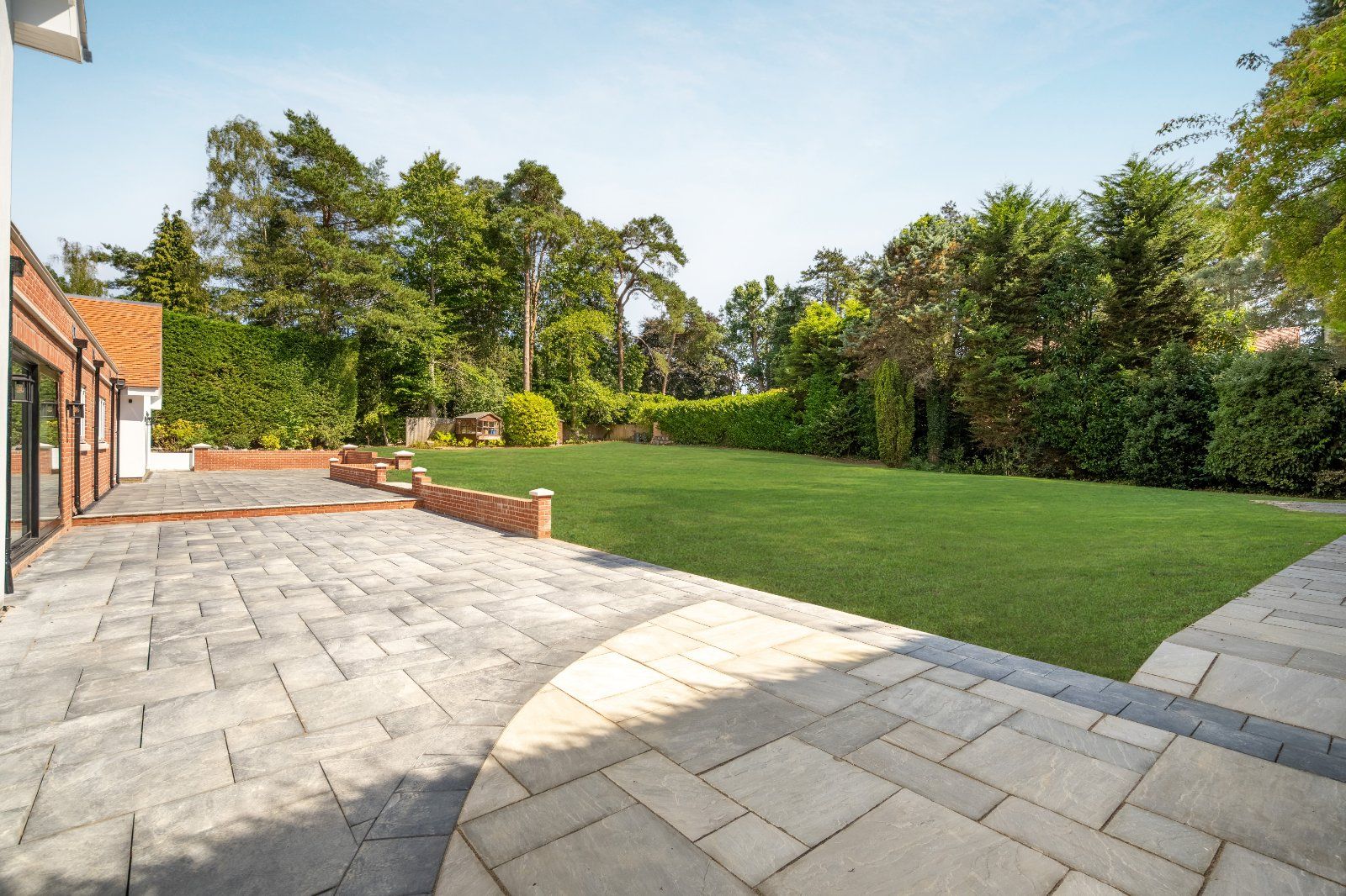 Terrace & Garden