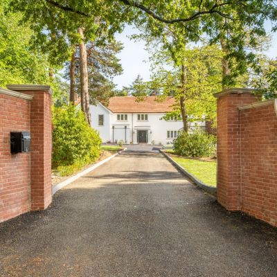Pinehill Entrance