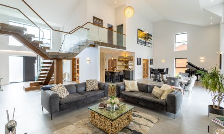 Sitting Area
