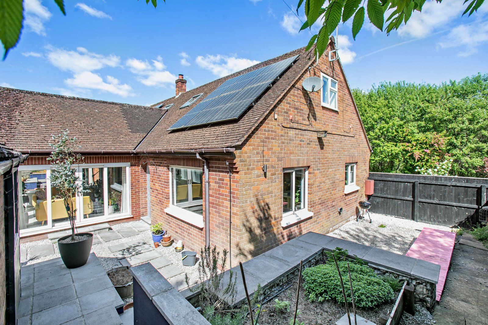 23 Tidcombe Lane