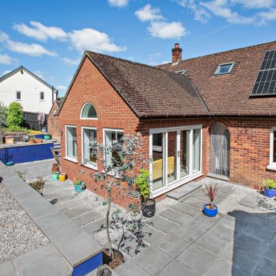 23 Tidcombe Lane