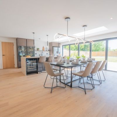 Kitchen/Dining Area