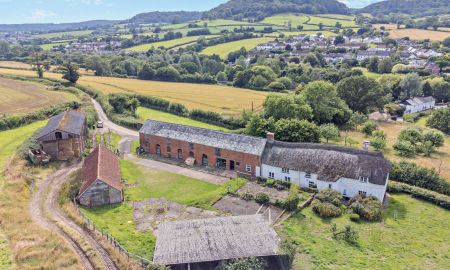 Longbarn House