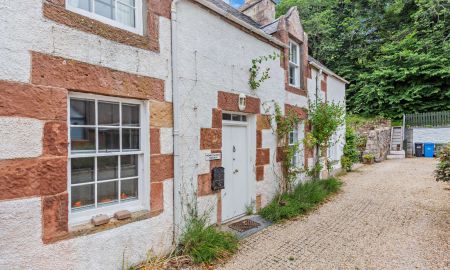 Honeysuckle Cottage