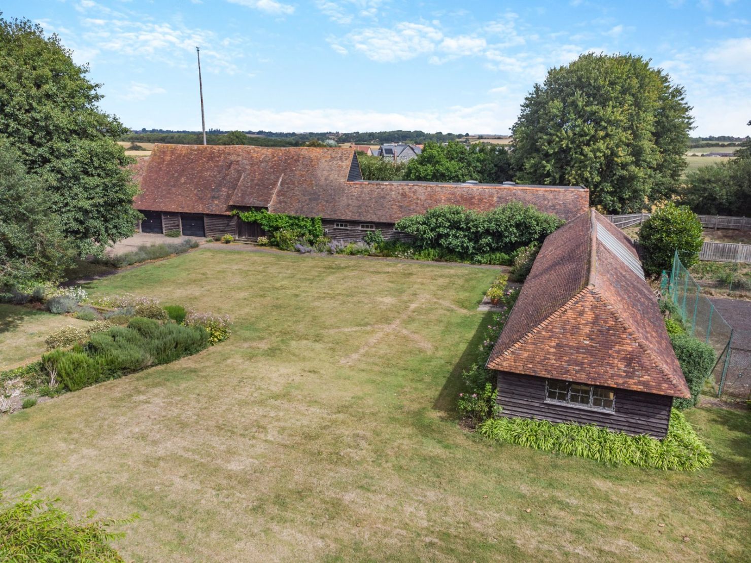 Barn/Outbuildings