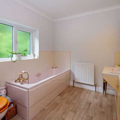 Bathroom Annexe