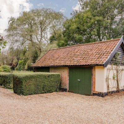 Outbuilding