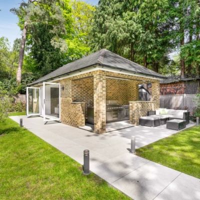 Outbuilding