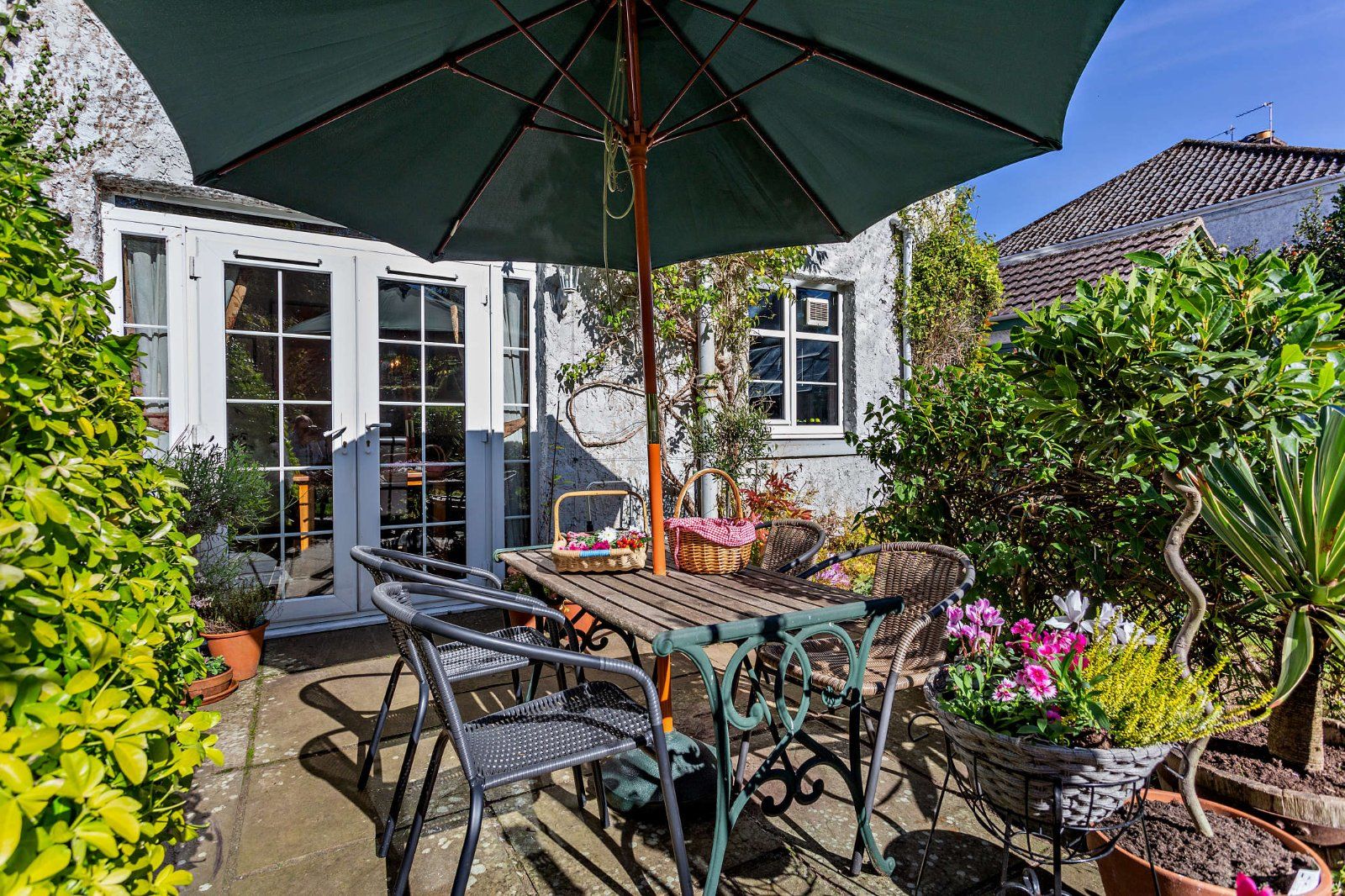 52 Glenburn Drive