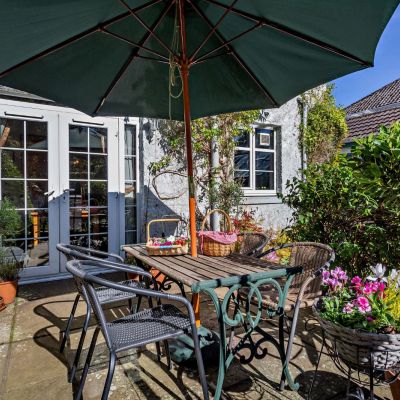 52 Glenburn Drive