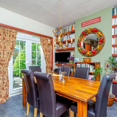 52 Glenburn Drive