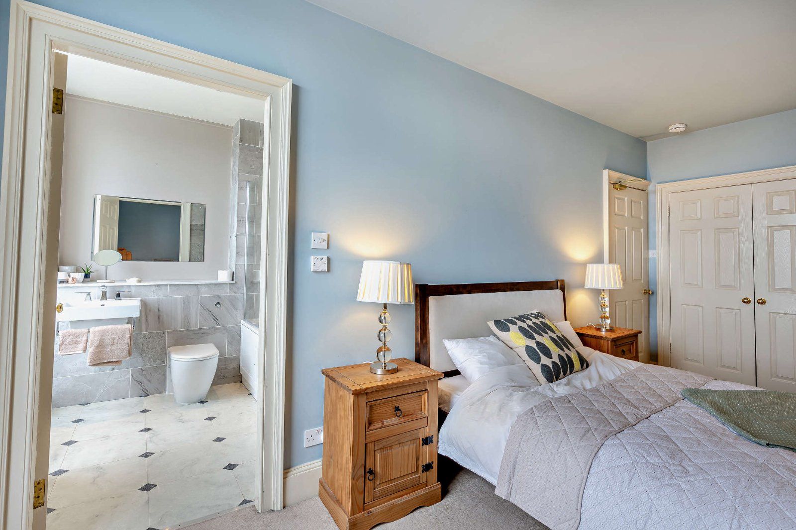 Ensuite Access