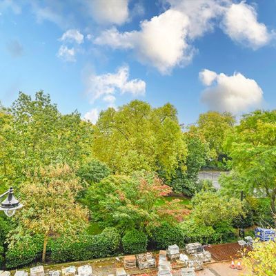 Cadogan Place Garden