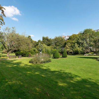Cadogan Place Garden