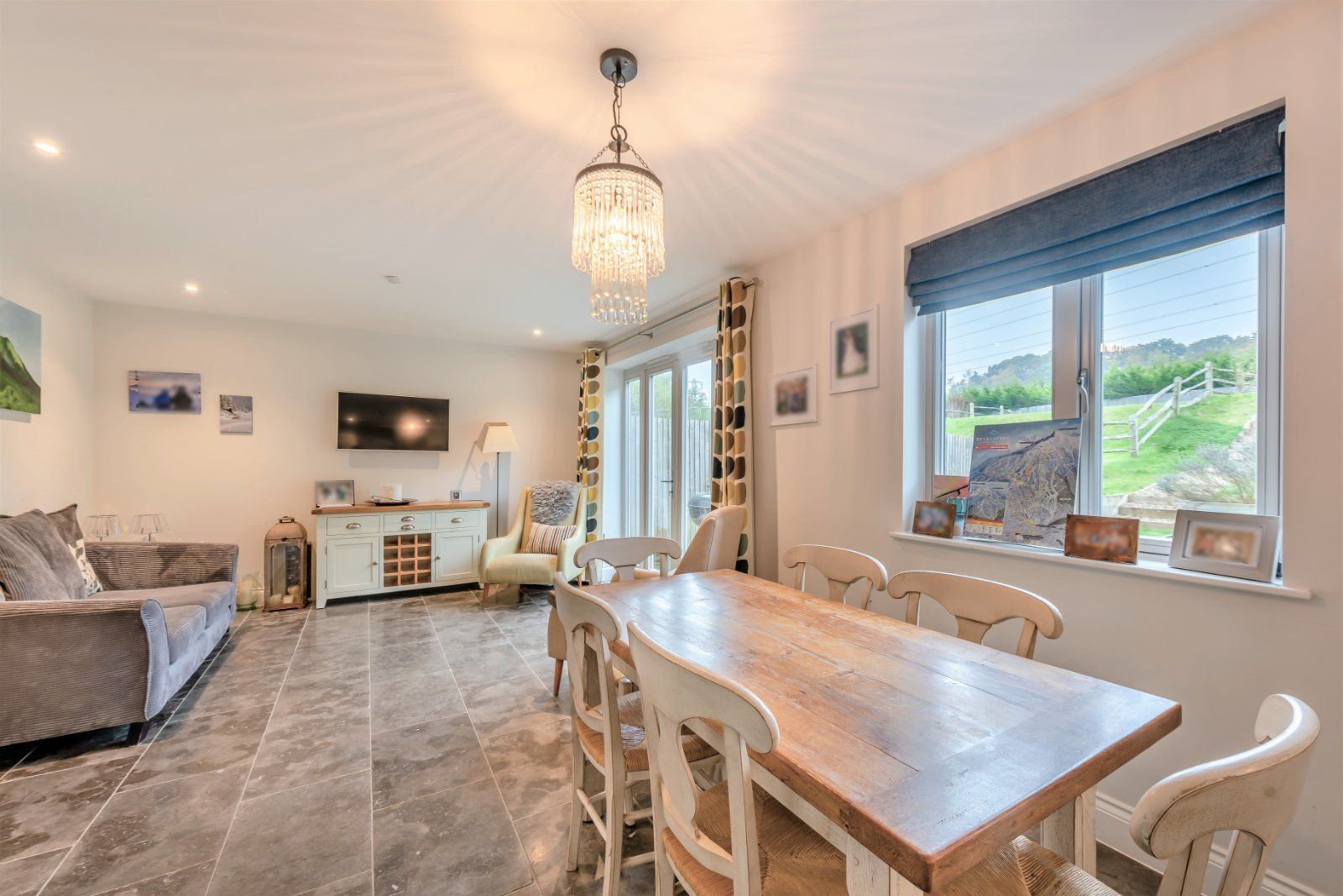 Kitchen/Dining