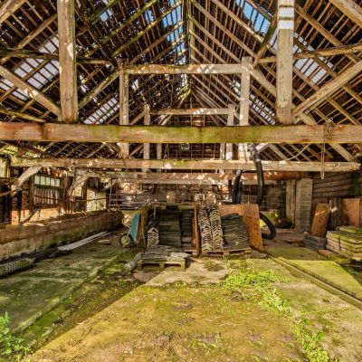 Current Barns