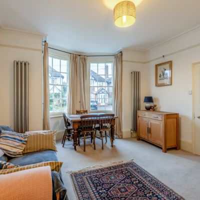 Sitting/Dining Room