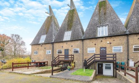 5 Denstead Oast