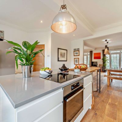 Kitchen/Dining Area