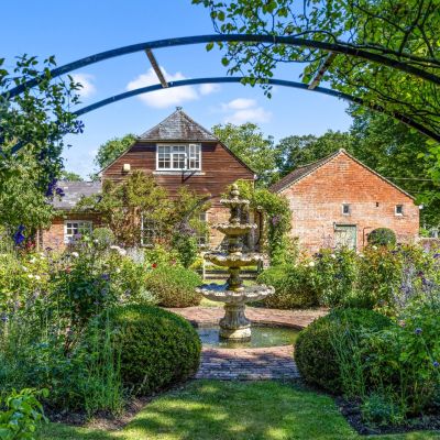 Detached Cottage