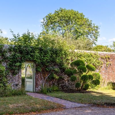 Walled Garden