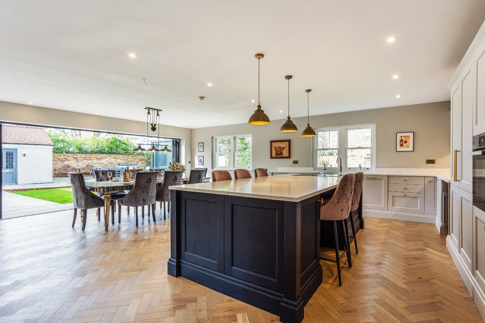 Kitchen/Dining Area