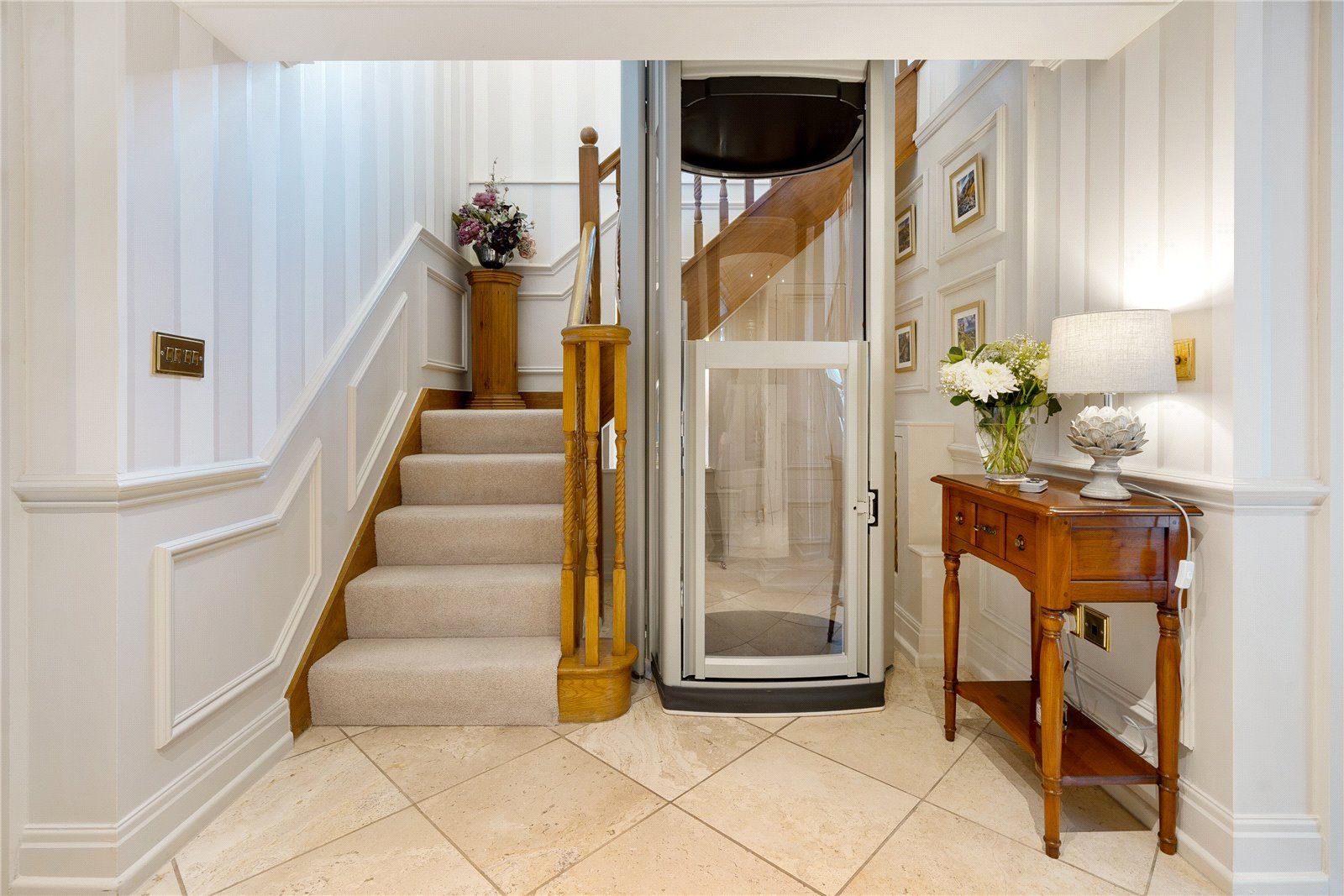 Hall & Lift