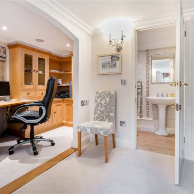 Office/Bedroom 4
