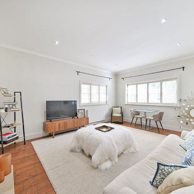 Clabon Mews, Sw1