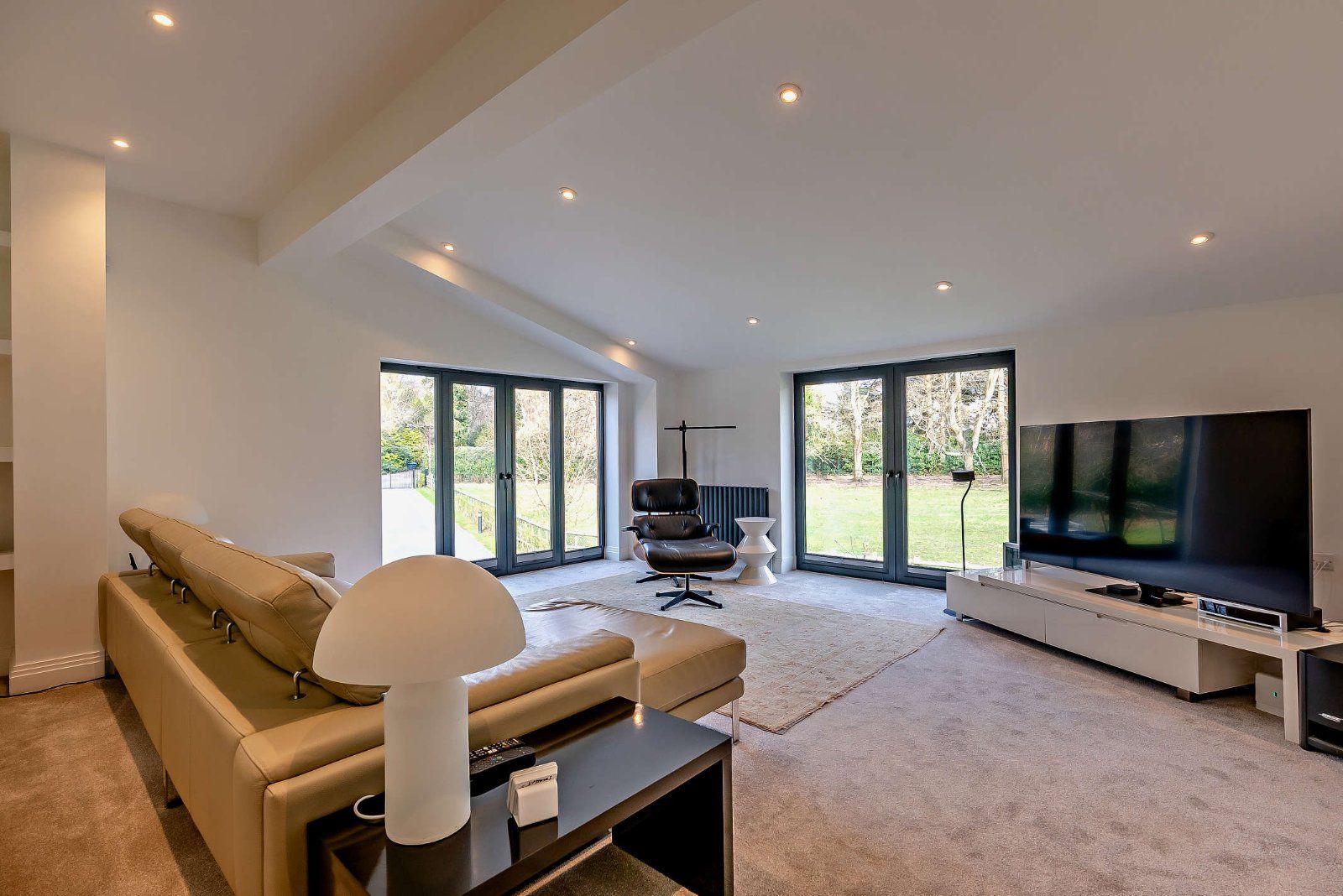 Bedroom 2/Reception