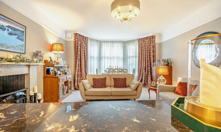 Large Bay Window