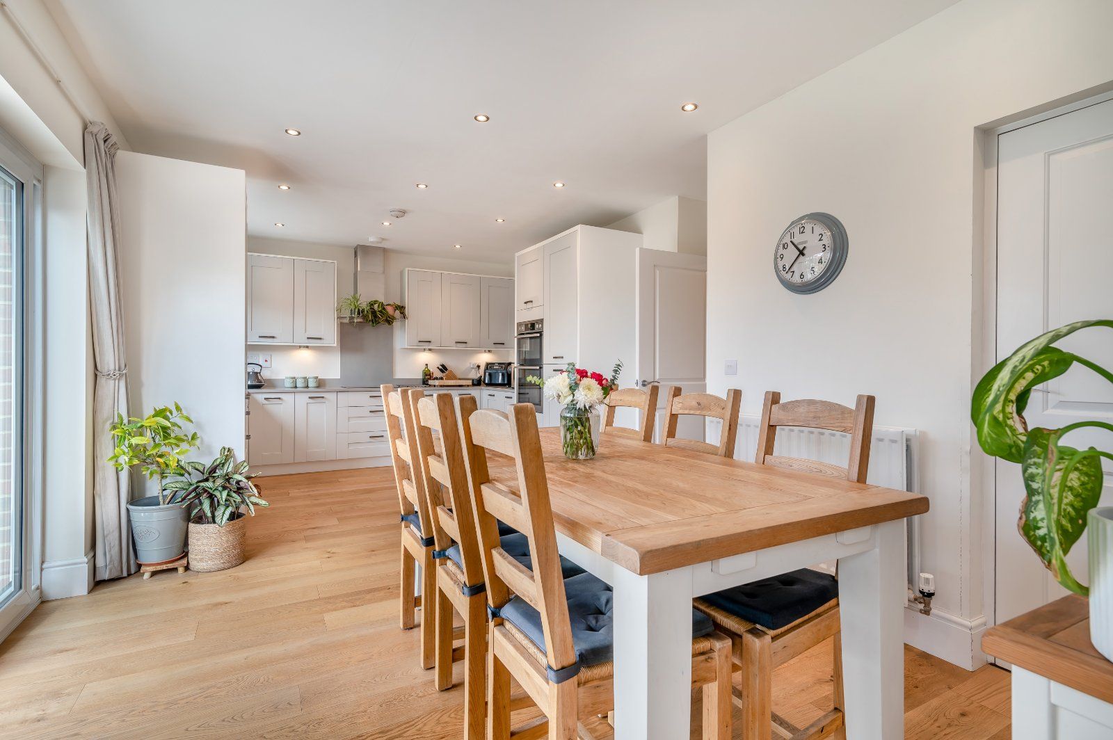 Kitchen/Dining