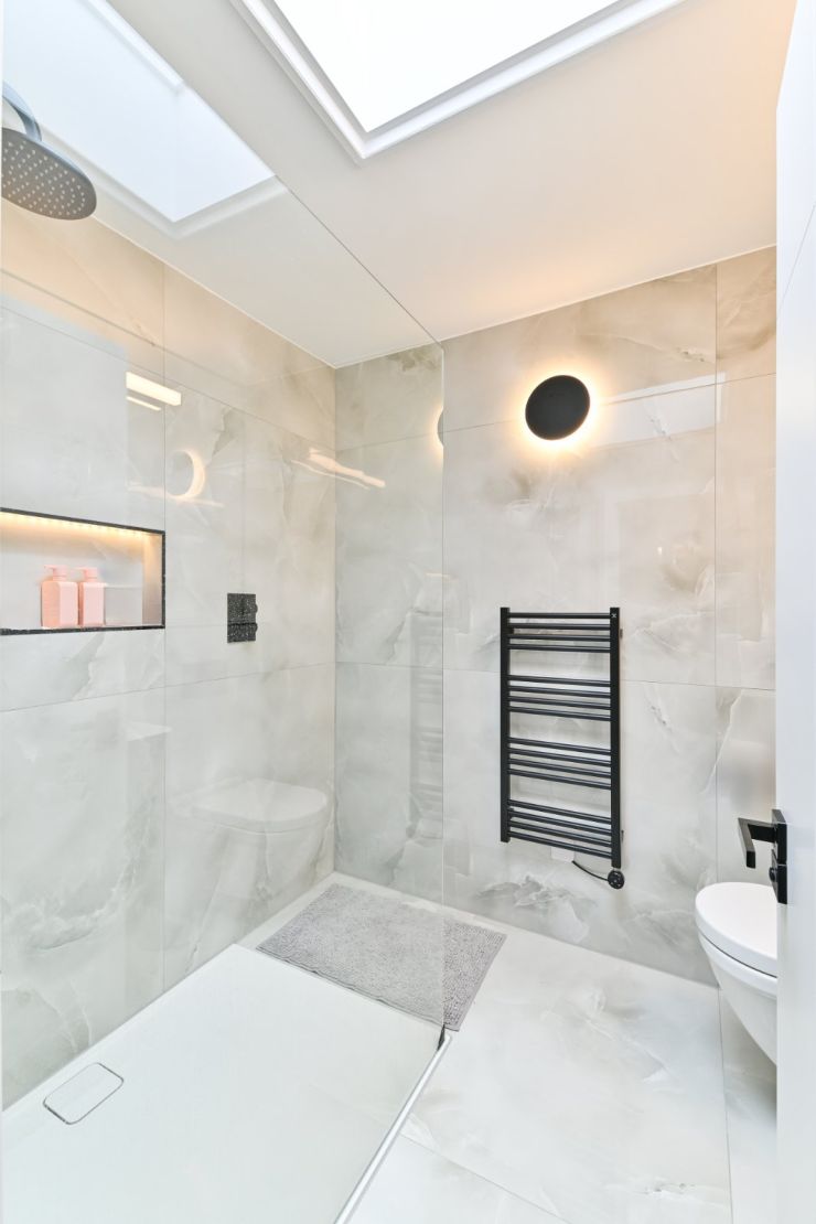 Family Shower Room