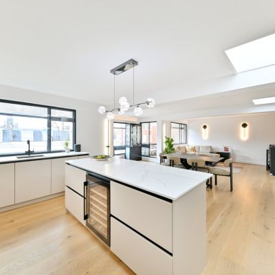Kitchen / Dining