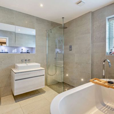 Principal Bathroom