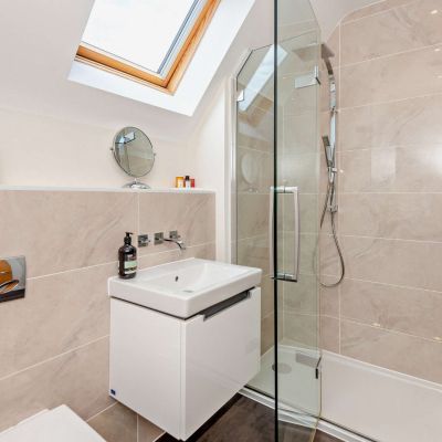 Bedroom 2 En Suite
