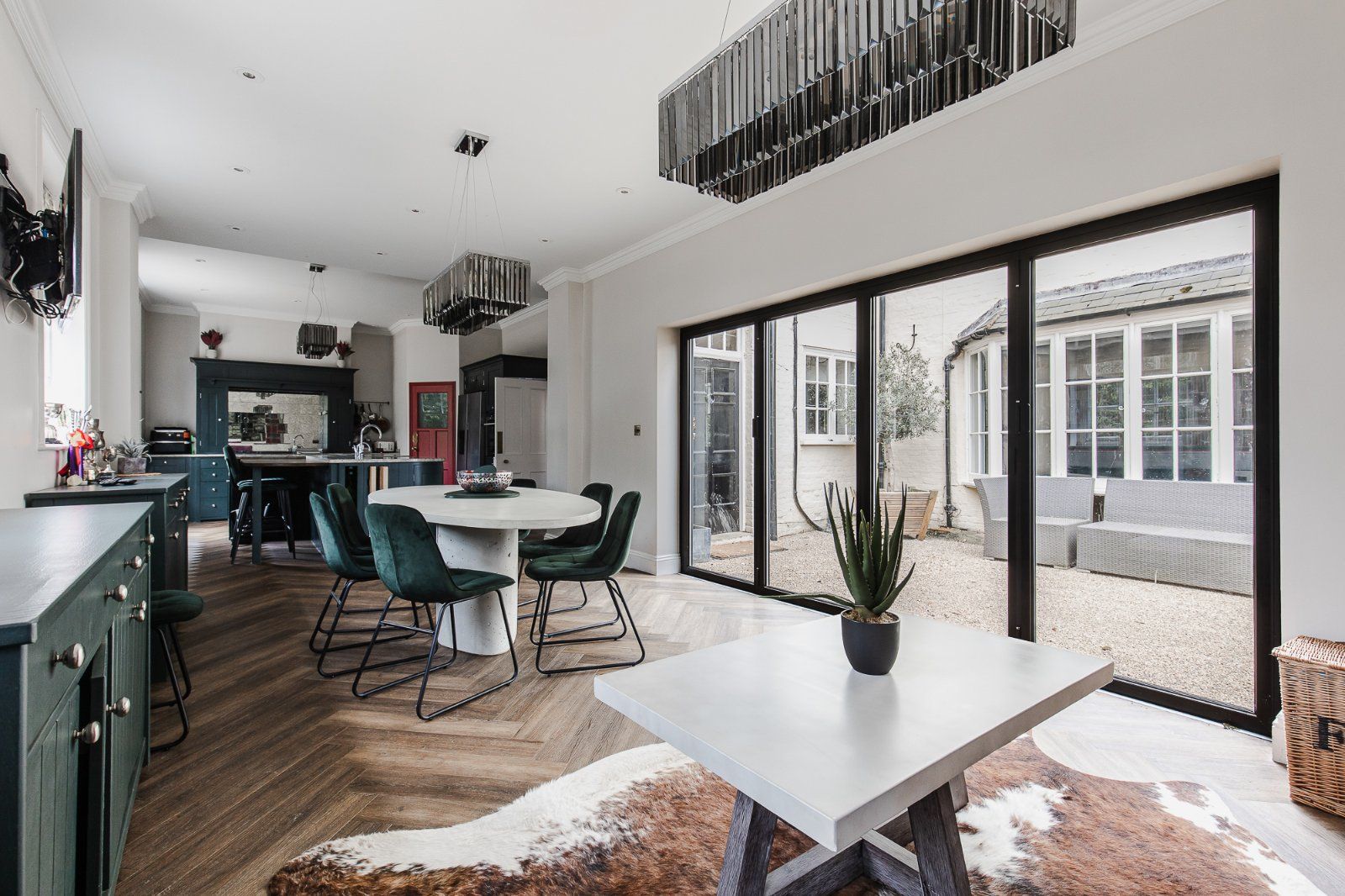 Breakfast Room