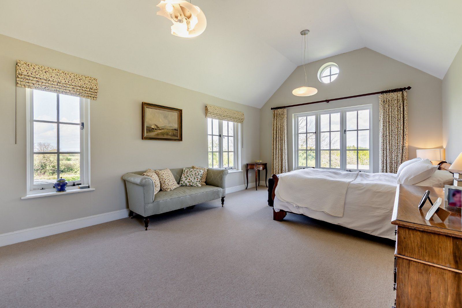 Vaulted Principal