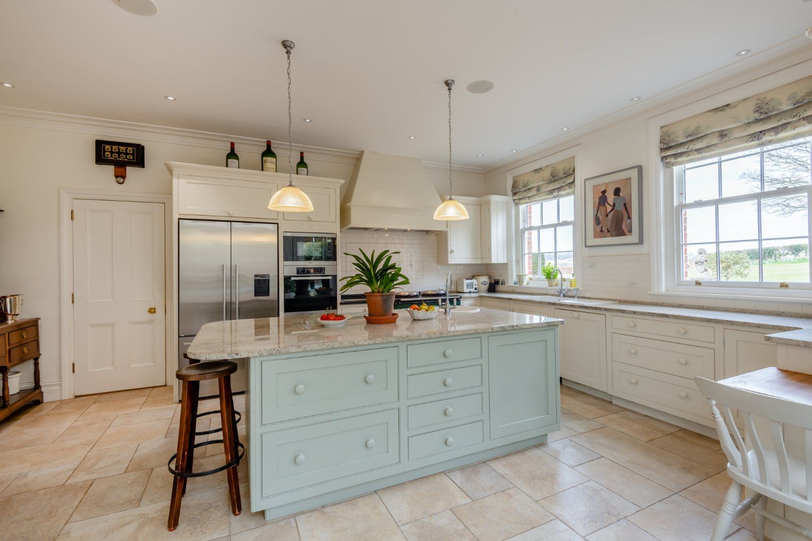 Kitchen/Breakfast Rm