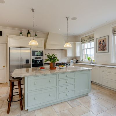 Kitchen/Breakfast Rm