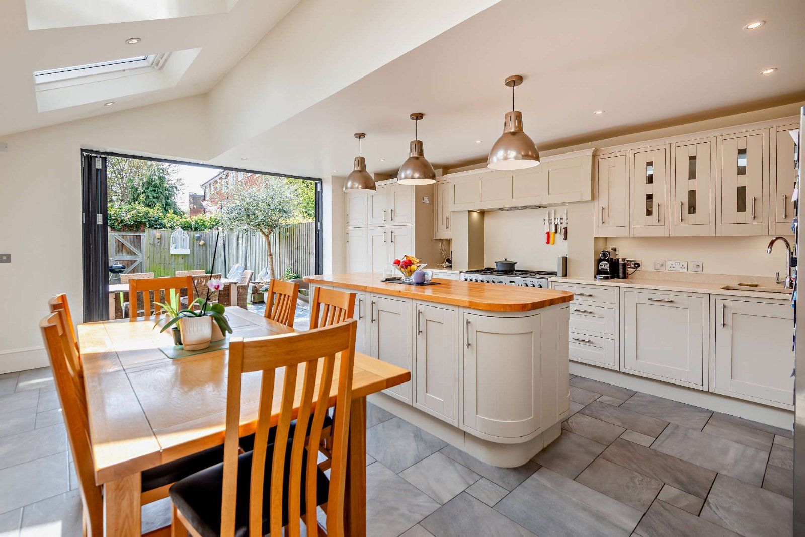 Kitchen/Breakfast