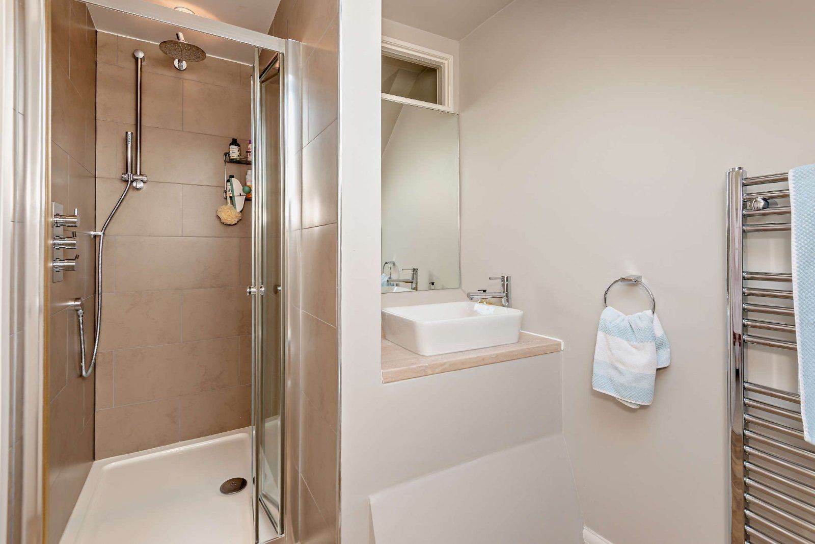 En Suite Shower Room