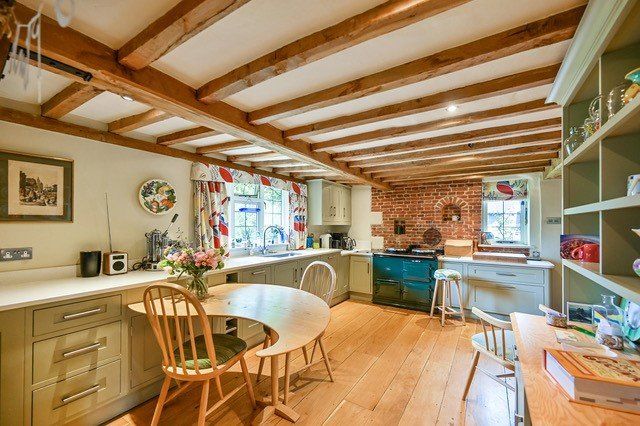 Kitchen/Breakfast Rm