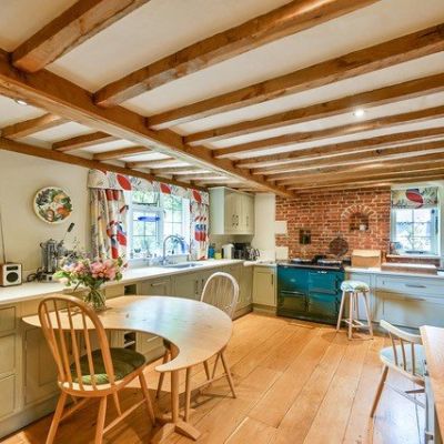 Kitchen/Breakfast Rm