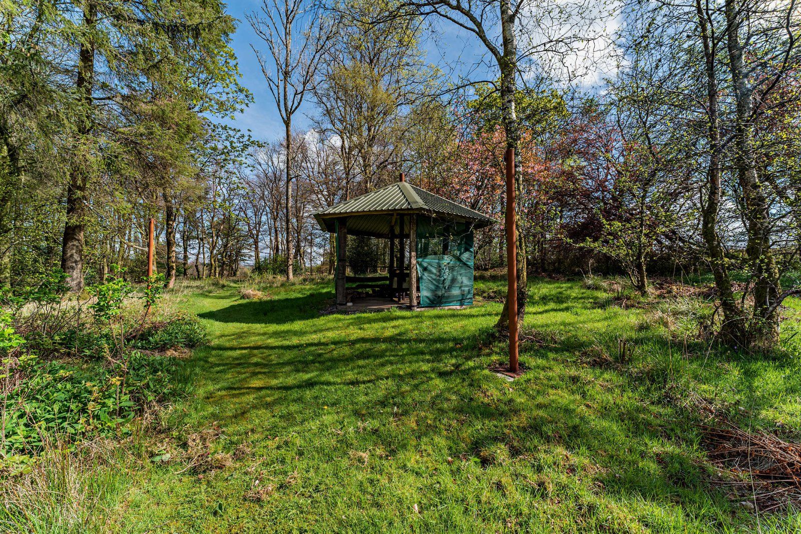 Fire Pit Hut