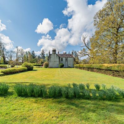 Well Kept Grounds
