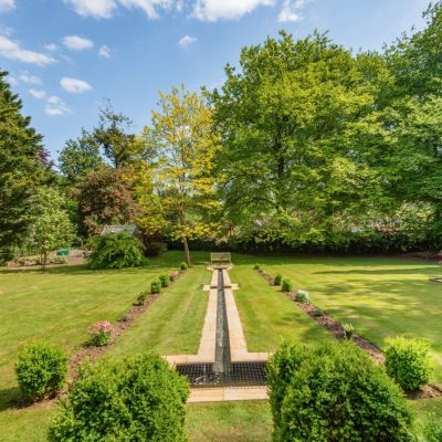 Garden Feature