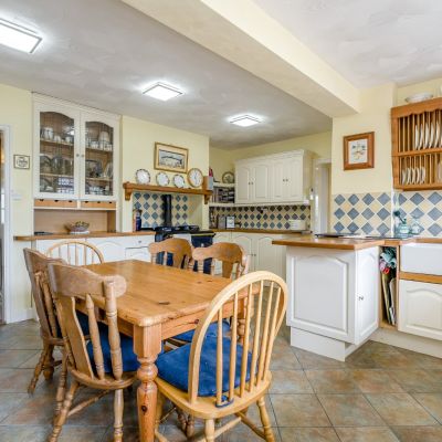 Kitchen/Breakfast Rm
